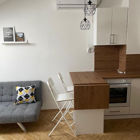 Stella Appartment Нови Сад Екстериор снимка
