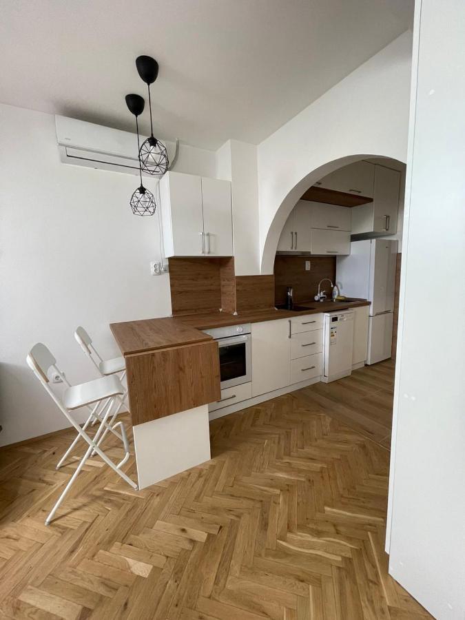 Stella Appartment Нови Сад Екстериор снимка